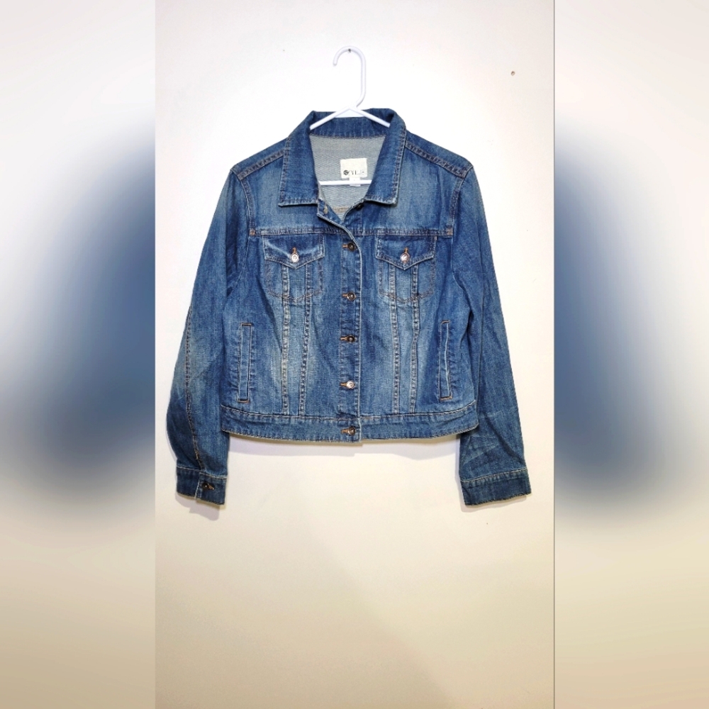STYLUS denim trucker style jacket size X Large classic blue pockets minimalist.